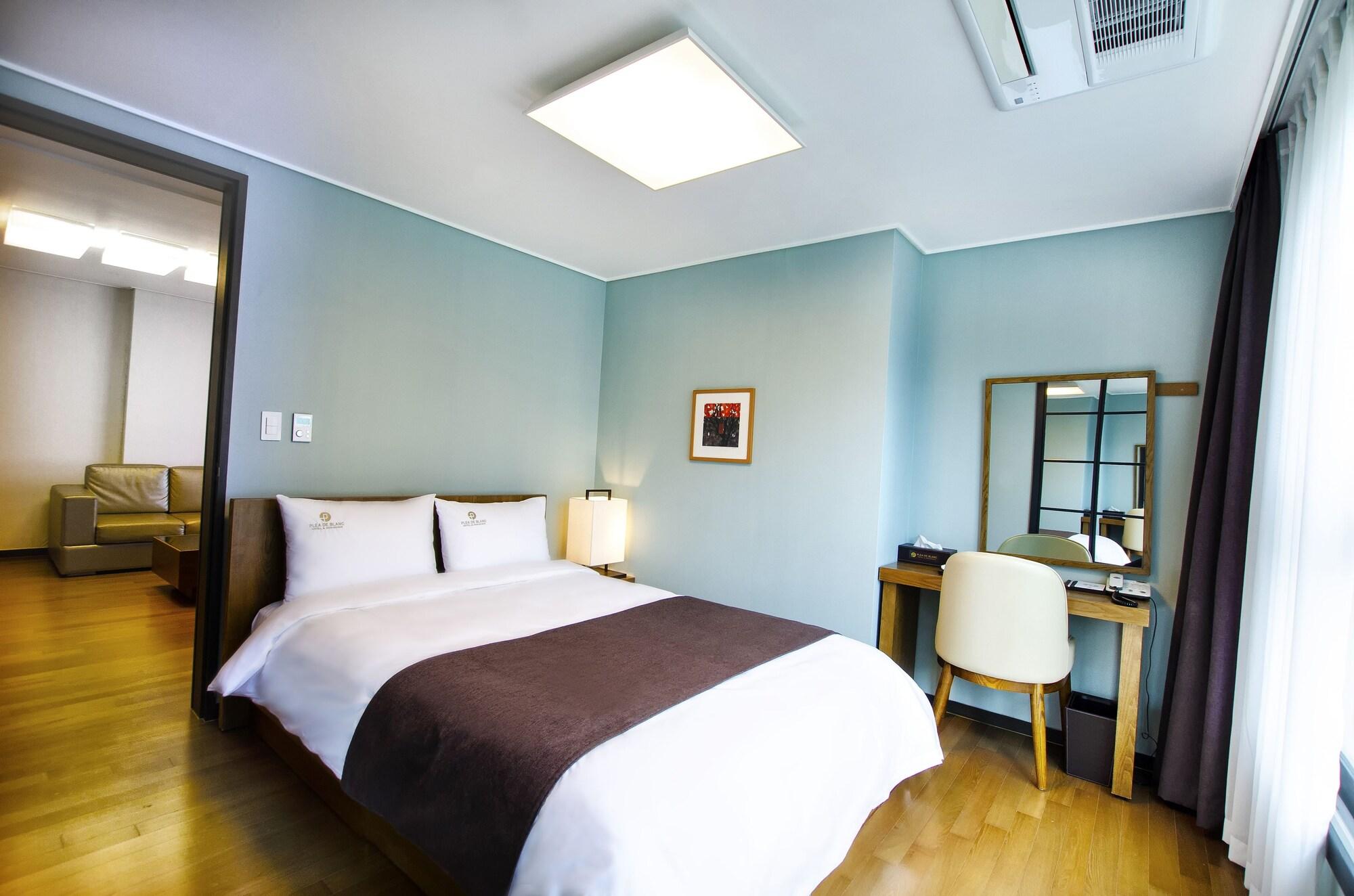 พลี เดอ บล็อง โฮเต็ล แอนด์ เรสซิเดนซ์ Hotel ปูซาน ภายนอก รูปภาพ