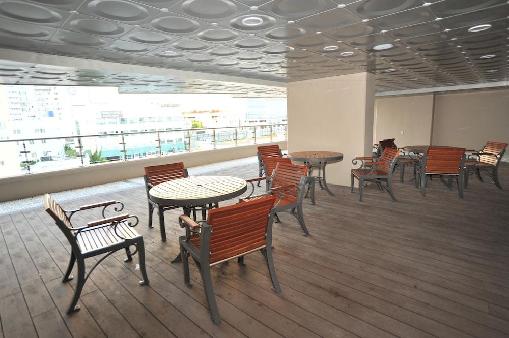 พลี เดอ บล็อง โฮเต็ล แอนด์ เรสซิเดนซ์ Hotel ปูซาน ภายนอก รูปภาพ